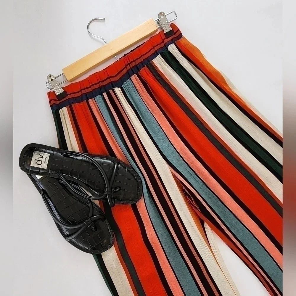 NWT || OLIVACEOUS || summer pants - Picture 1 of 5